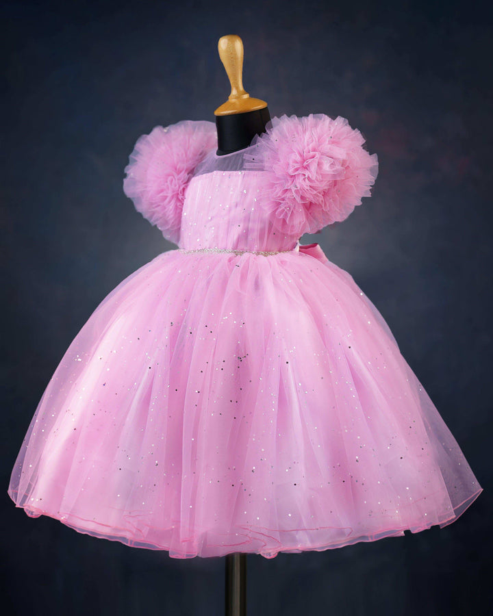 Baby Pink Glitter Baby-Girls Party Perfect Birthday Frock
Material Baby pink shade glitter party perfect frock is made with soft nylon net fabric. The yoke portion of the frock is designed in transparent neck with pleated