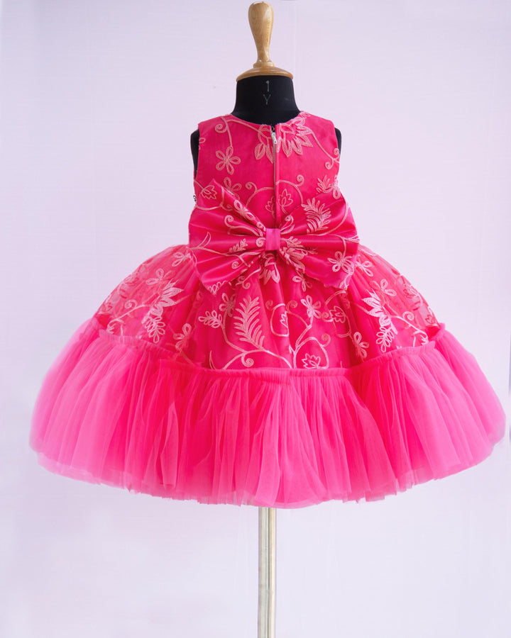 Peach Shade Thread Embroidery Ruffles Partywear Flower Frock
Material: Bright peach thread embroidery party wear flower frock is made with soft nylon net fabric. The yoke portion of the frock is fully completed in a ruffled p