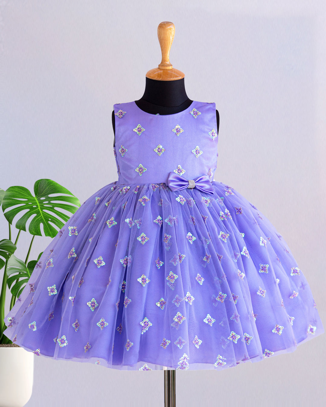 Lavender sequin embroidery frock for baby girls
Partywear birthday dress for toddlers
Elegant lavender birthday frock for girls
Sequin embellished dress for kids
Baby girls festive wear frock
Stanwells Kids lavender party dress
Designer sequin birthday outfit for baby girls