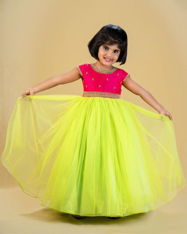 Lime Green & Pink Combo Partywear Hand Embroidery Long Gown
Material: Lime Green shade mono nylon softnet fabric is used for the bottom of the skirt. Rany pink blended silk fabric with heavily embroidery handwork on the neck