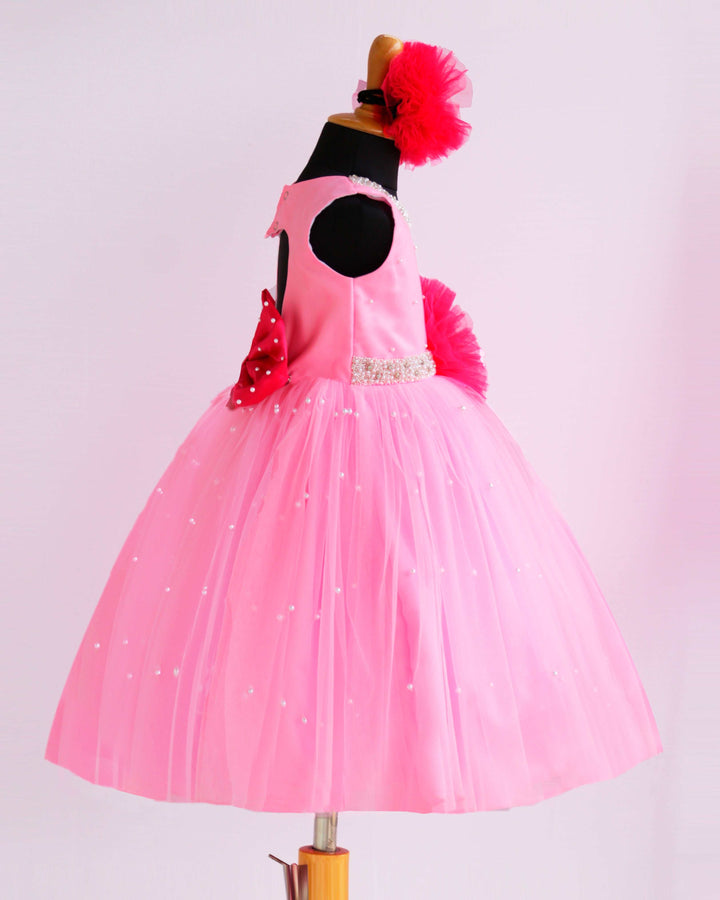 Baby Pink & Rany Pink Combo Beads Handwork Partywear Frock
Material: Baby pink and rany pink shade handwork baby-girls partywear birthday frock is made with soft mono nylon net fabric. Yoke part is designed in a normal patt