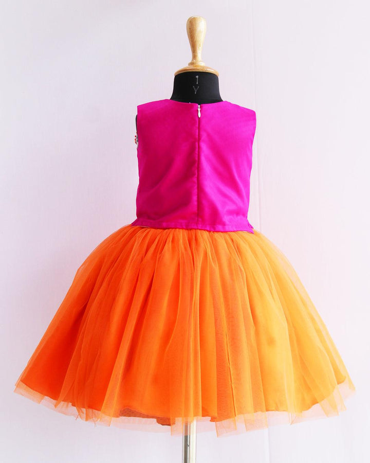Orange & Magenta combo Heavy Handwork Skirt & Top
Material: Orange & Magenta combo soft nylon net is used for making this beautiful skirt & top .Top portion of the dress is designed with magenta colour net