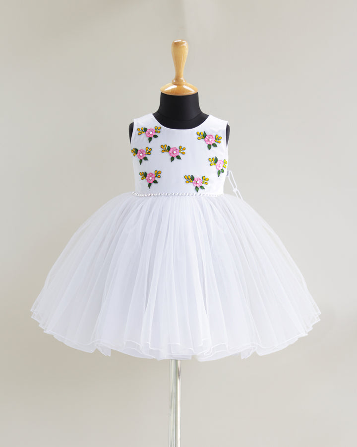 pure white girls frocks | stanwells kids | girls frock online | infant dresses online | nakshatra kids