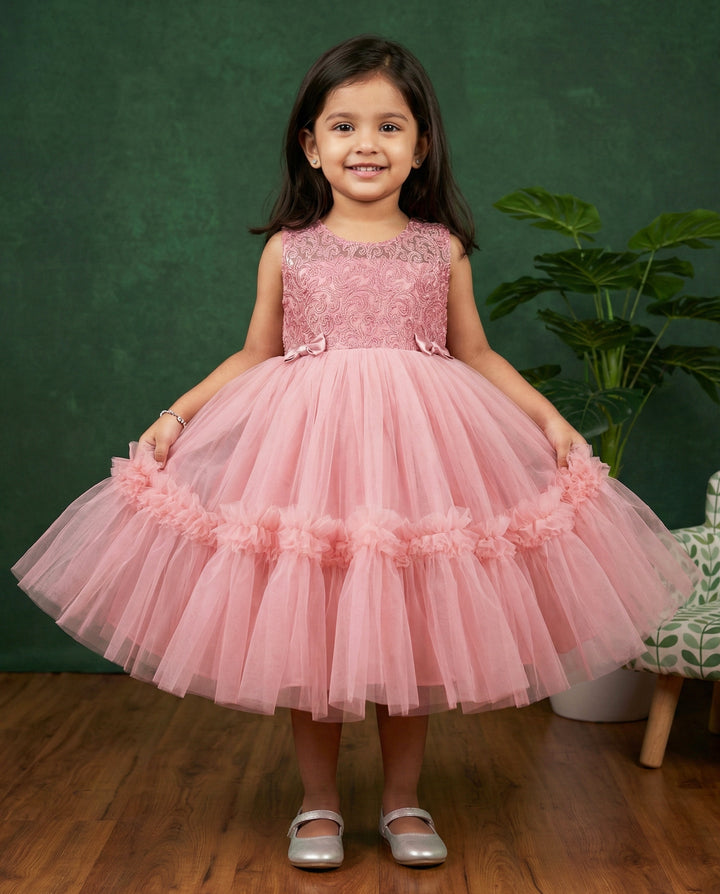 Baby girl birthday dress, toddler party dress, elegant birthday outfit for girls, soft and comfortable dress for baby girls, milestone party dress