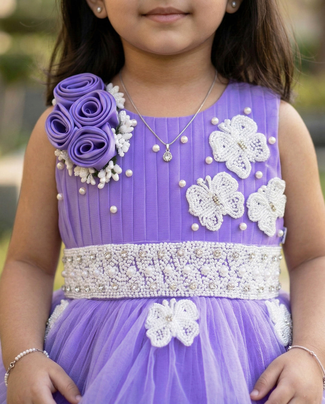 Lavender & Violet Heavy Applique Birthday Frock
Material: Lavender and Violet colour nylon net material is used in the upper portion and we are using Heavy quality ultra satin as the primary lining.This satin lin