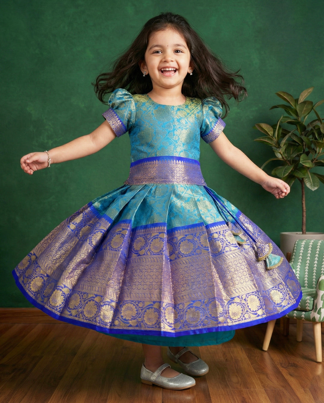 Peacock blue Banarasi silk lehenga choli for baby girls

Traditional puff sleeve dress for kids

Banarasi silk birthday dress for girls

Baby girls ethnic wear lehenga

Festive partywear dress for toddlers

Peacock blue traditional frock for baby girls

Stanwells Kids Banarasi birthday collection