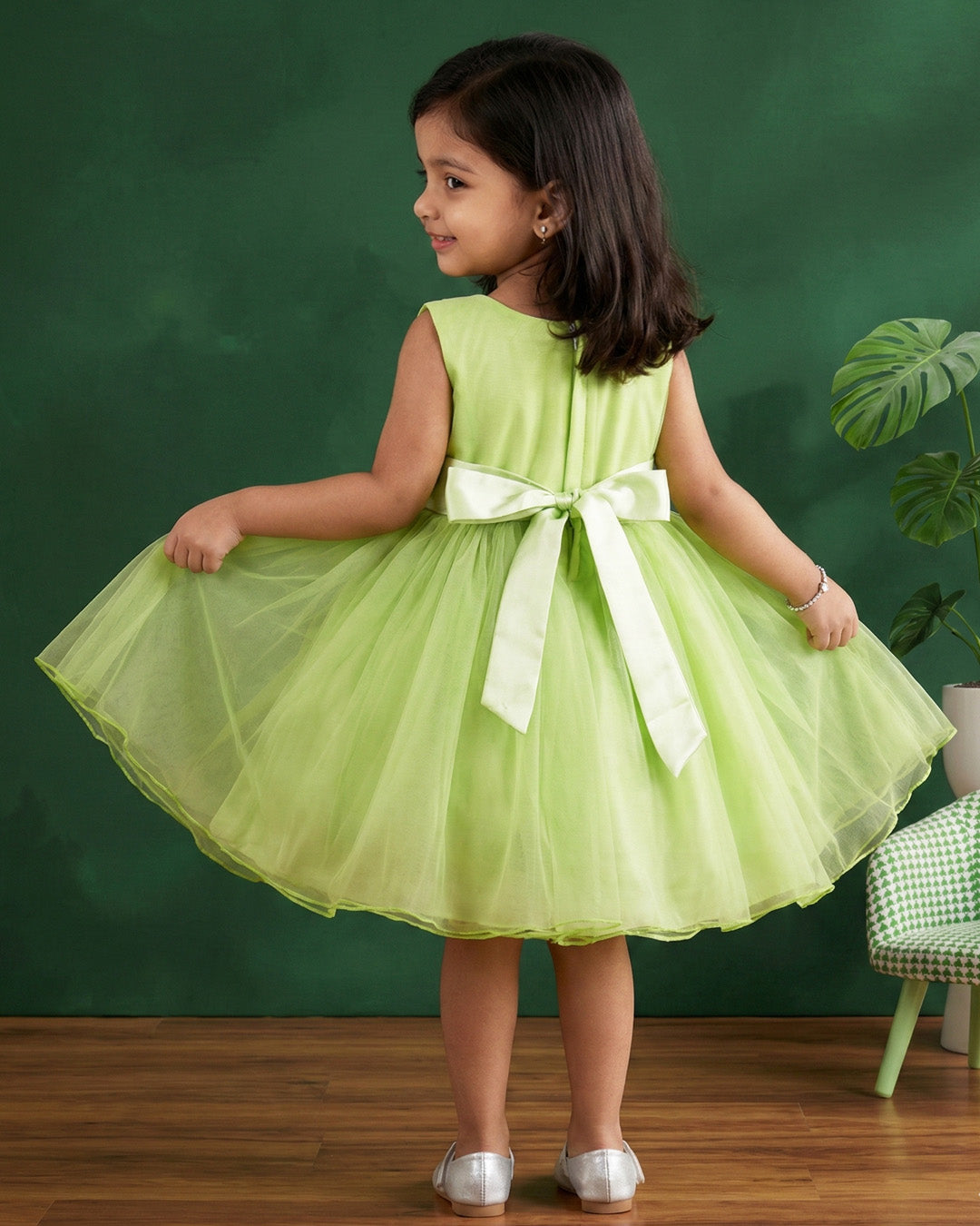 Pista green birthday frock for baby girls

Partywear dress for toddlers 6M–8Y

Elegant pista green frock for girls

Kids festive wear birthday outfit

Baby girls stylish party dress

Stanwells Kids pista green frock

Designer birthday frock for baby girls