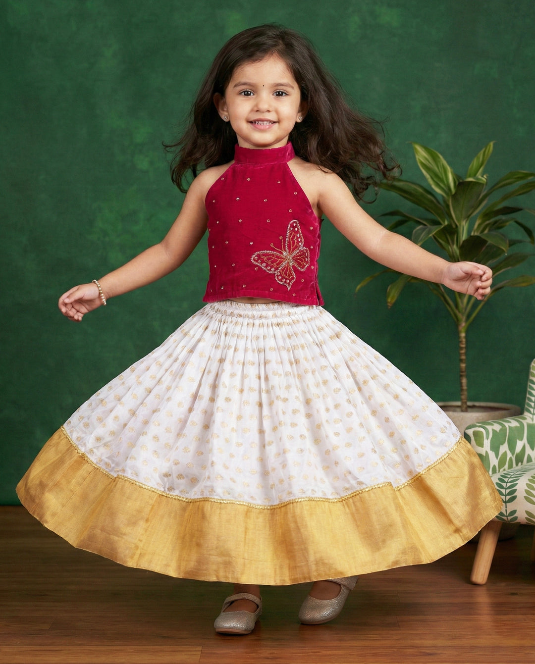 Cream rani pink kasavu lehenga choli side view – Stanwells Kids