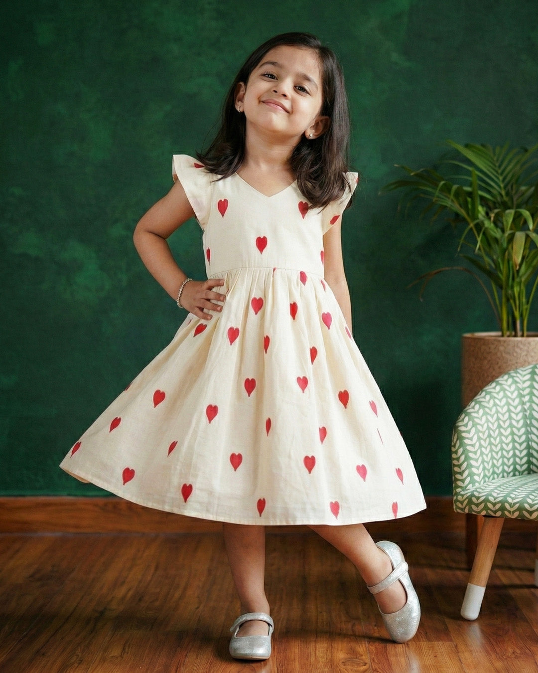 baby girls off white birthday dress

cotton birthday dress for baby girls

heart embroidery baby girl partywear dress

baby girls birthday party dress India

off white baby girl frock for birthday