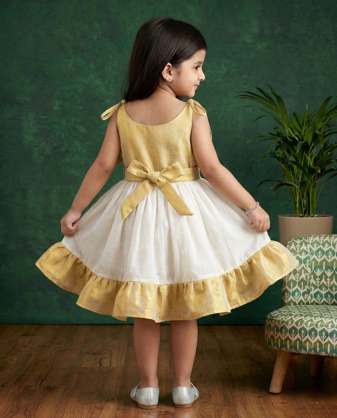 Baby girl birthday dress with Kerala Kasavu Mayilpeeli embroidery, kettuduppu frock, perfect for special occasions