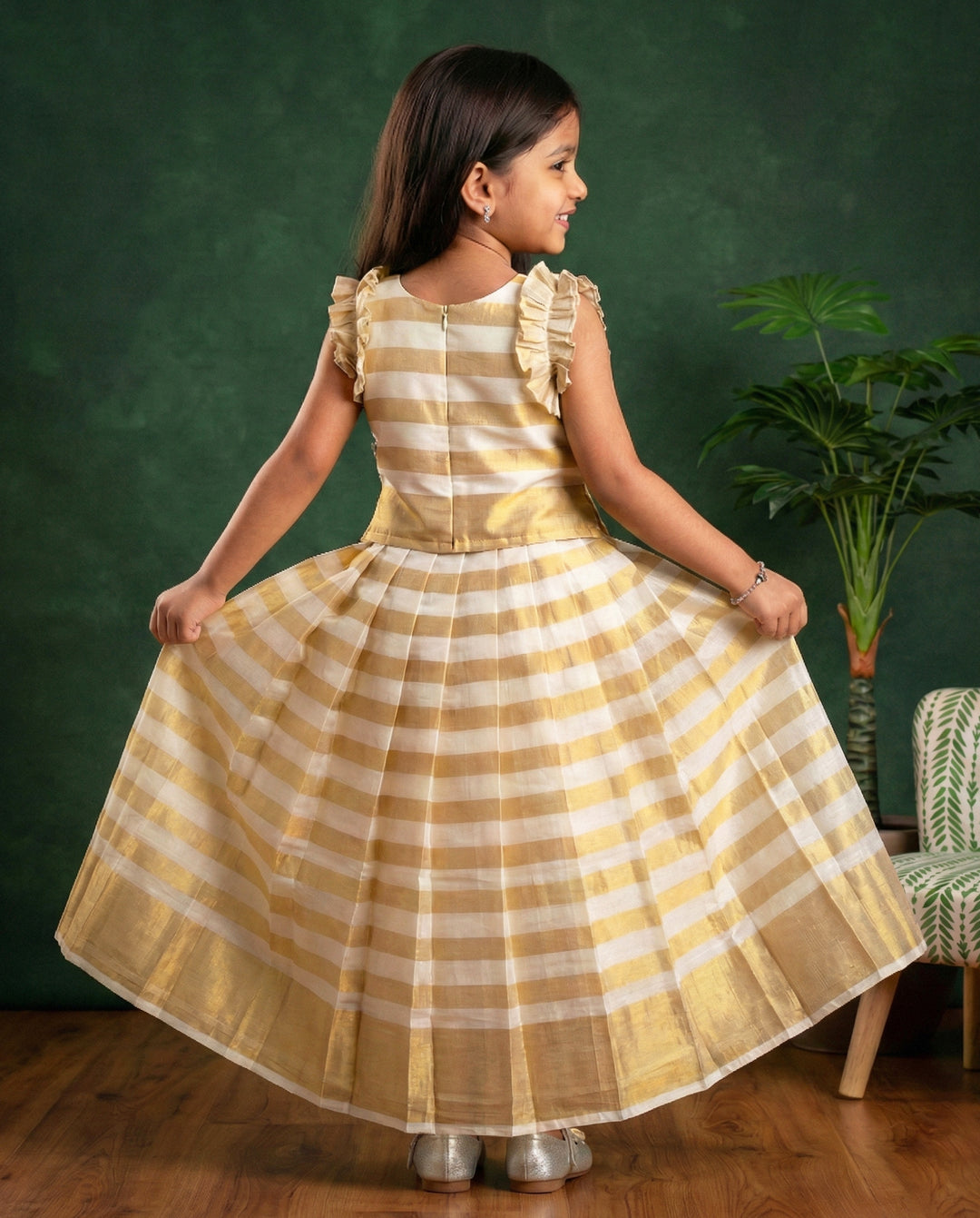 cream handloom kasavu lehenga choli for baby girls, Kerala traditional kids dress, baby girl birthday outfit, festive wear for toddlers, kasavu lehenga kids
