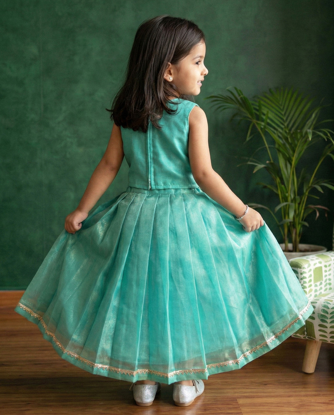 Rama Green Twill Net Ethnic Silk Baby Girls Birthday Dress Lehenga Choli Stanwells Kids Rama Green Twill Net Ethnic Silk Baby Girls Birthday Dress Lehenga Choli Stanwells Kids
