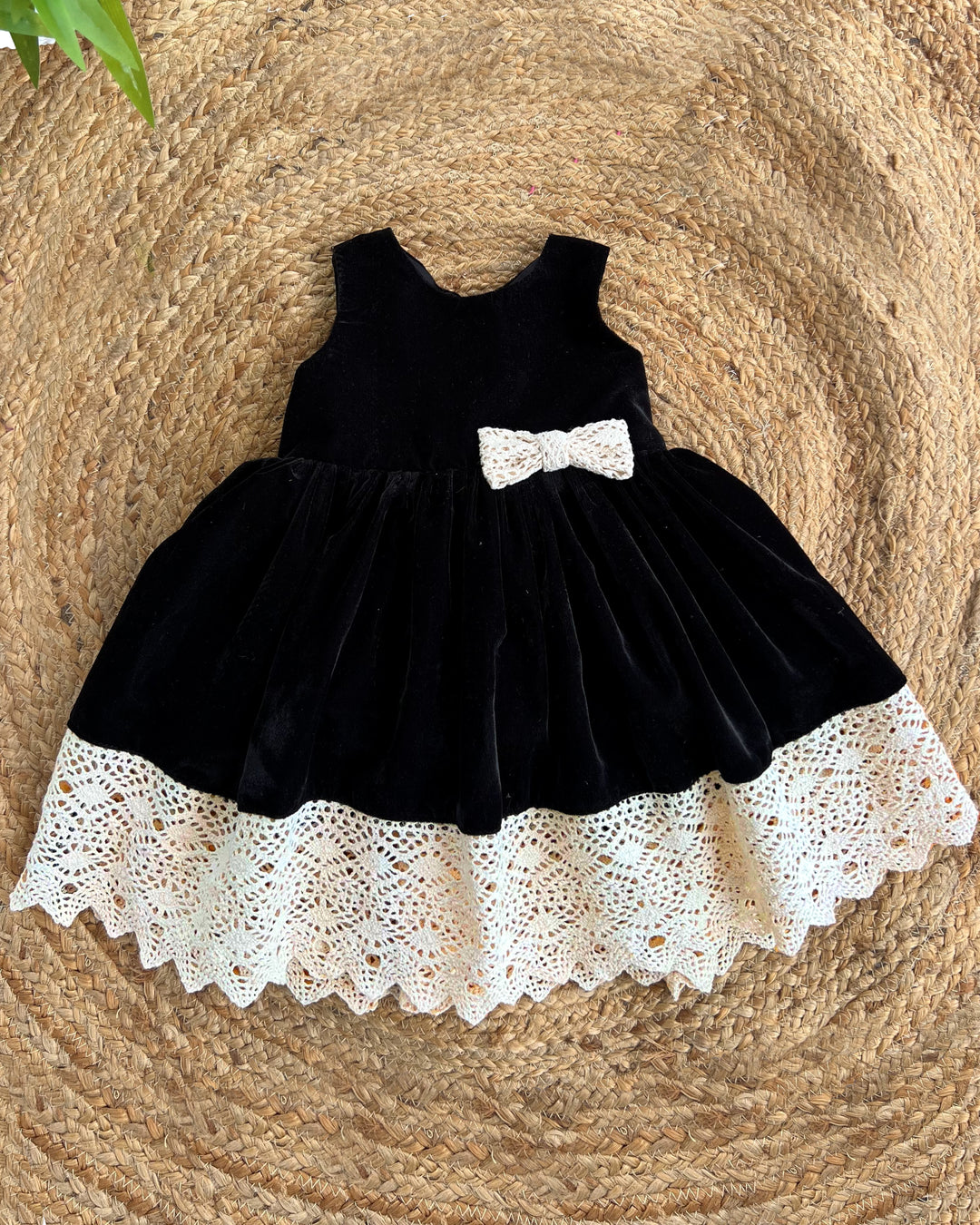Black Shade Crochet Velvet Knee Length Bow Frock