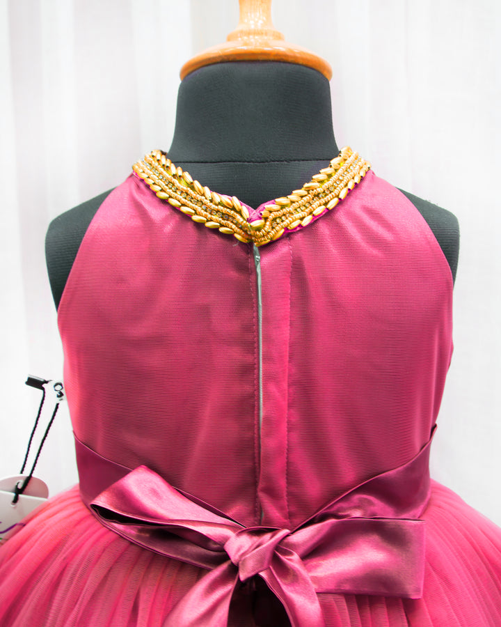 Blush pink halter neck birthday frock for baby girls

Pleated ruffled frock for toddlers

Elegant birthday dress for girls

Partywear outfit for baby girls 6M–8Y

Soft pink designer frock for kids

Stanwells Kids pink party frock

Stylish birthday dress for baby girls