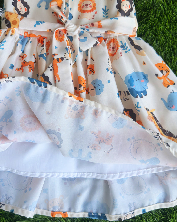 Lion printed rayon birthday dress for baby girls

Cute casual frock for toddlers

Animal print dress for baby girls

Soft rayon kids wear frock

Birthday outfit for girls 6M–8Y

Comfortable summer dress for baby girls

Stanwells Kids casual printed frock