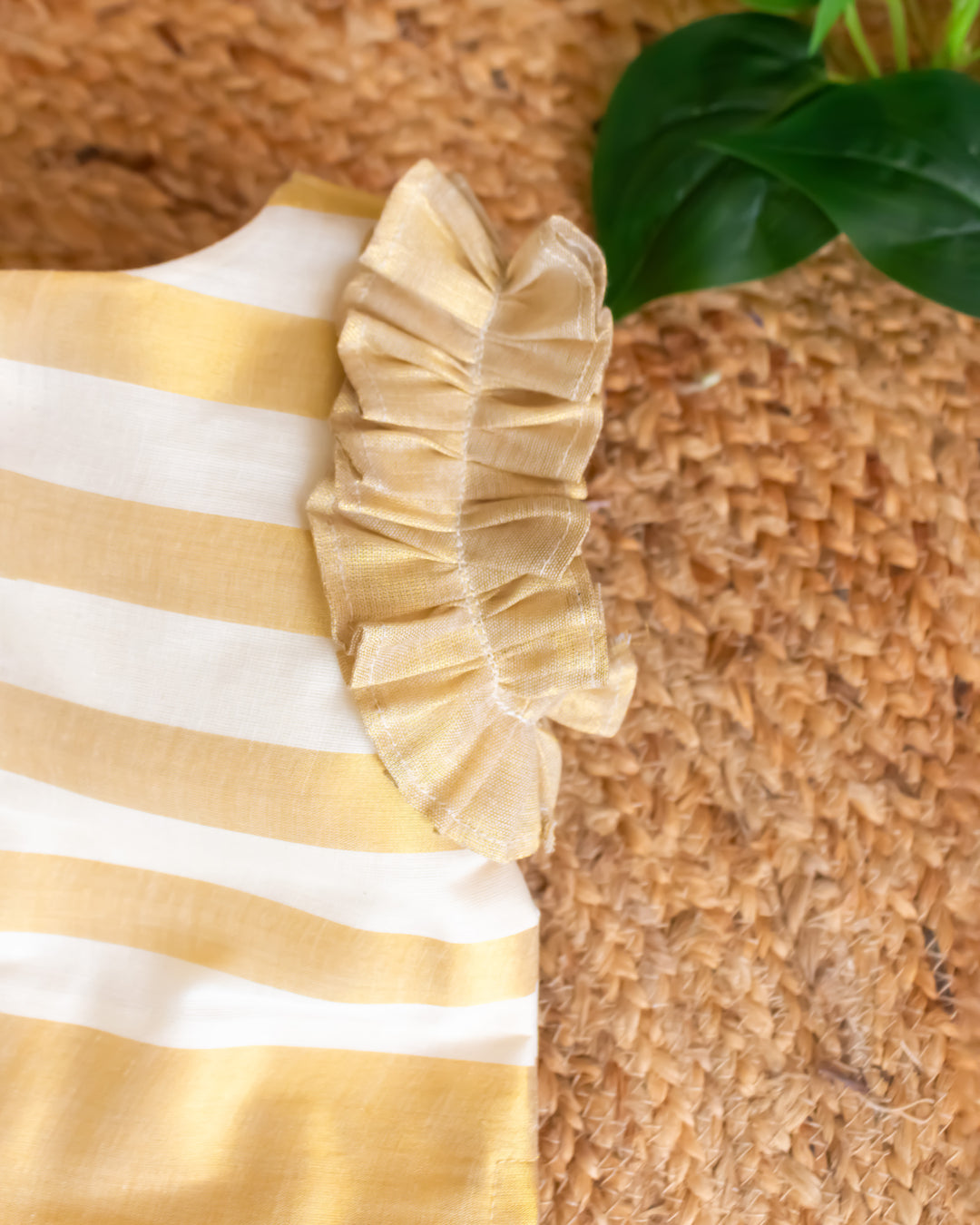 cream handloom kasavu lehenga choli for baby girls, Kerala traditional kids dress, baby girl birthday outfit, festive wear for toddlers, kasavu lehenga kids