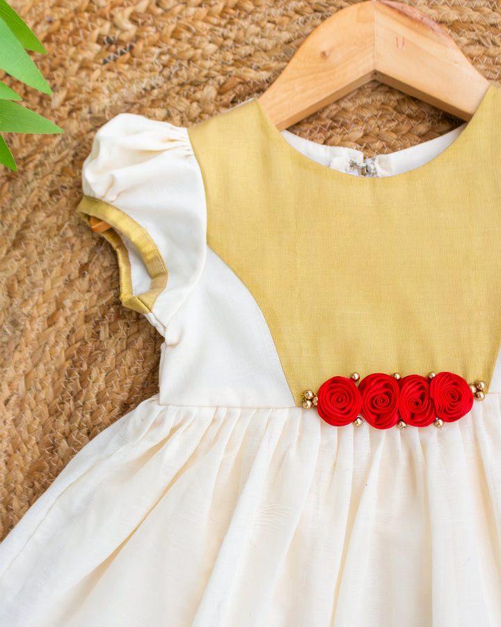 Golden Kasavu accents on cream Kerala handloom Onam frock for girls – Stanwells Kids