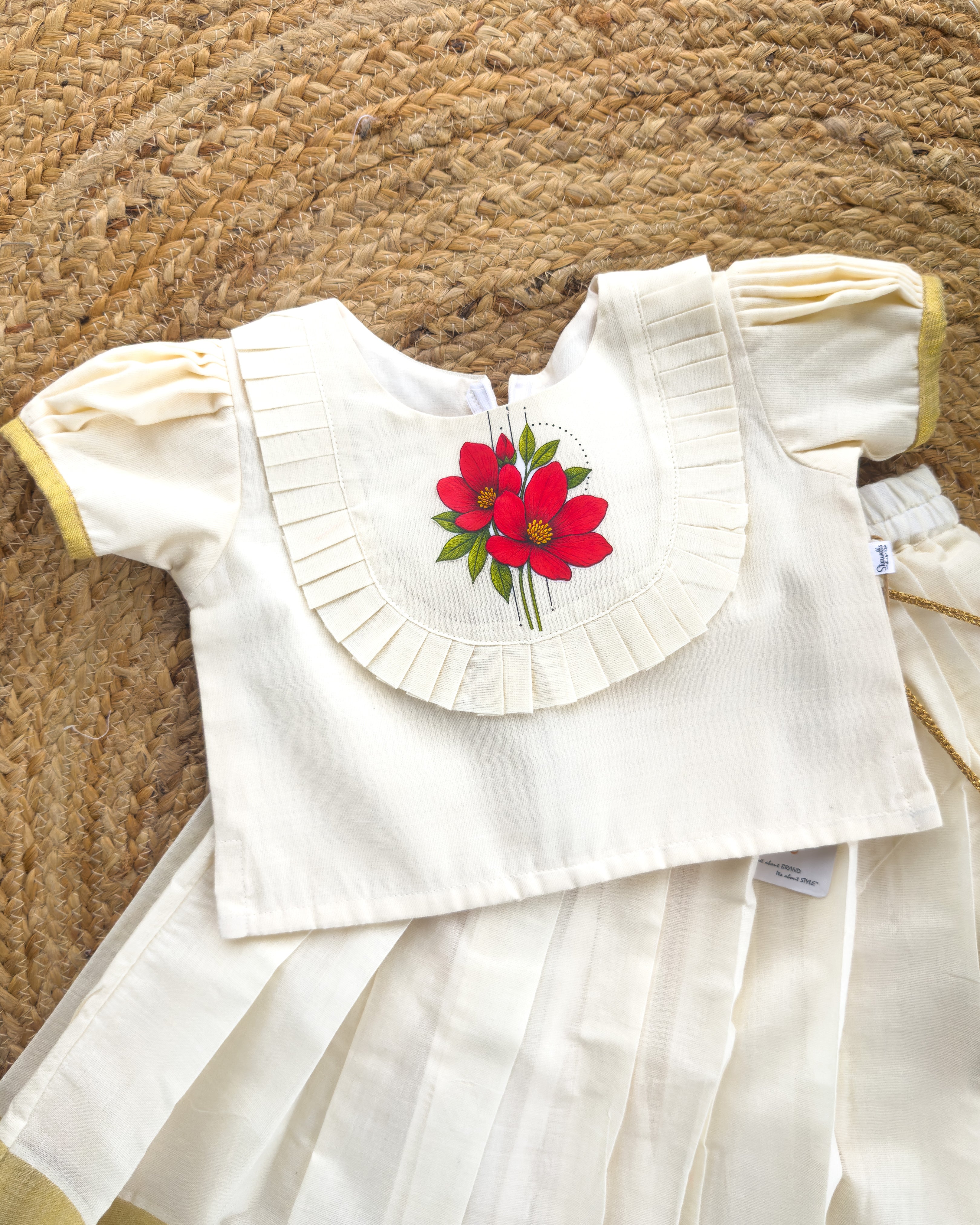 希少 ifsixwasnine Kerala dress tank ケララ Onam Special Cream Golden Kasavu Flower Lehenga Choli | Stanwells Kids