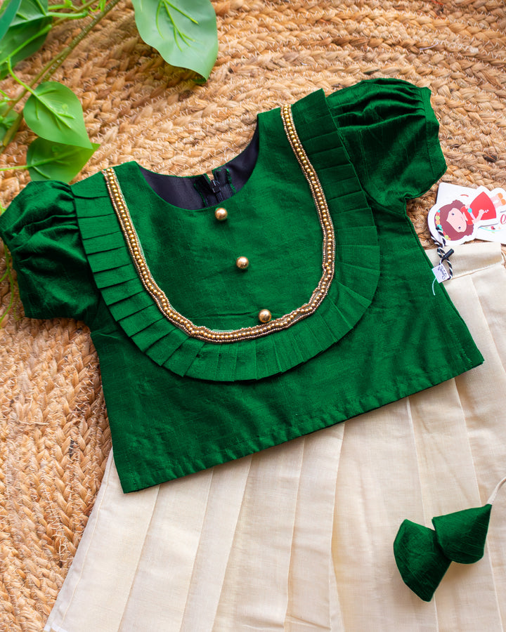 Green and cream Kerala kasavu lehenga for baby girl birthday dress traditional ethnic outfit
Bottle green and cream kasavu lehenga choli for kids festive birthday wear Kerala style
Baby girl wearing green cream kasavu lehenga traditional Onam birthday dress ethnic outfit
Kerala kasavu lehenga choli green cream color kids party wear birthday dress
Traditional green cream kasavu lehenga for girls birthday and festive wear full length outfit