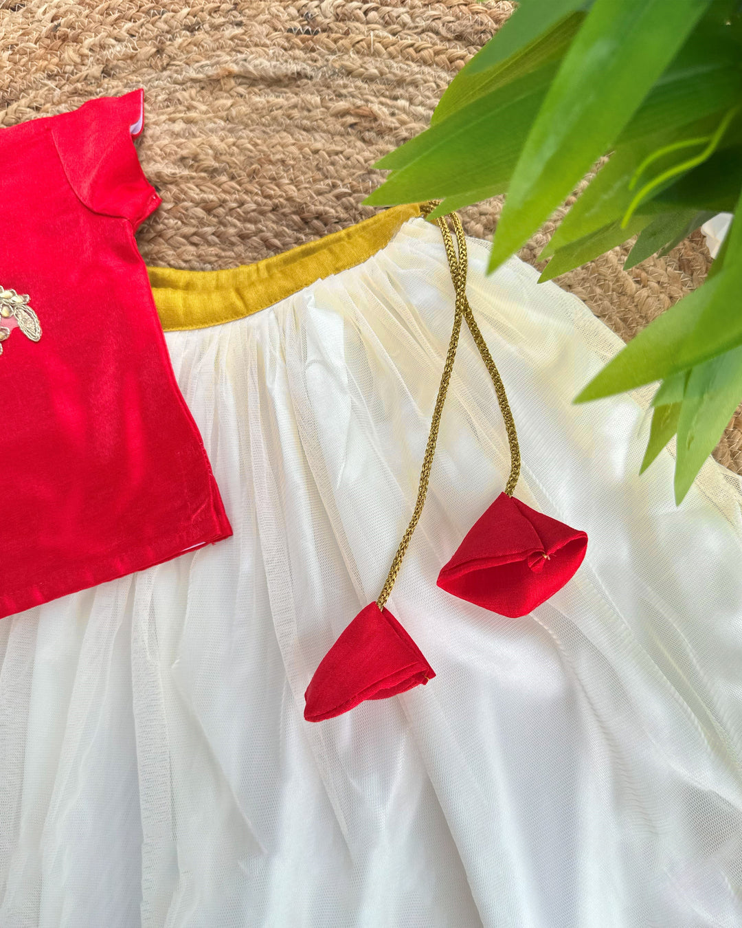 Kerala lehenga choli birthday dress for baby girl

cream maroon traditional kids lehenga

baby girls Kerala festive outfit

toddler ethnic lehenga choli

Stanwells Kids Kerala lehenga dress