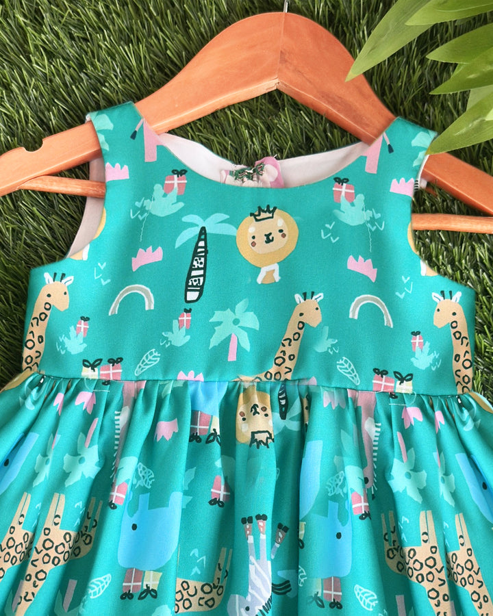 giraffe print baby girls birthday dress

rayon printed frock for baby girl

animal print kids dress for girls

toddler girls giraffe frock

Stanwells Kids printed birthday dress