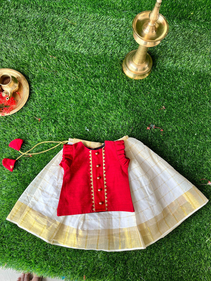 Cream & Meroon Kerala Traditional Handloom Check Pattern Kasavu Leheng