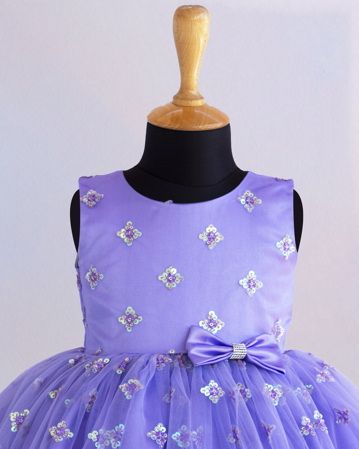 Lavender sequin embroidery frock for baby girls

Partywear birthday dress for toddlers

Elegant lavender birthday frock for girls

Sequin embellished dress for kids

Baby girls festive wear frock

Stanwells Kids lavender party dress

Designer sequin birthday outfit for baby girls