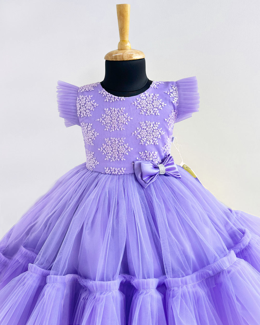 Lavender pleated thread embroidery bow birthday dress for baby girls