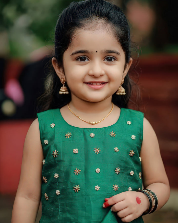 Baby girls birthday lehenga choli lime gold floral dress
Kids festive lehenga choli green floral embroidery outfit
Baby girl party wear lehenga choli traditional dress
Floral embroidery baby lehenga choli birthday outfit
Lime gold green lehenga choli for baby girls festive wear