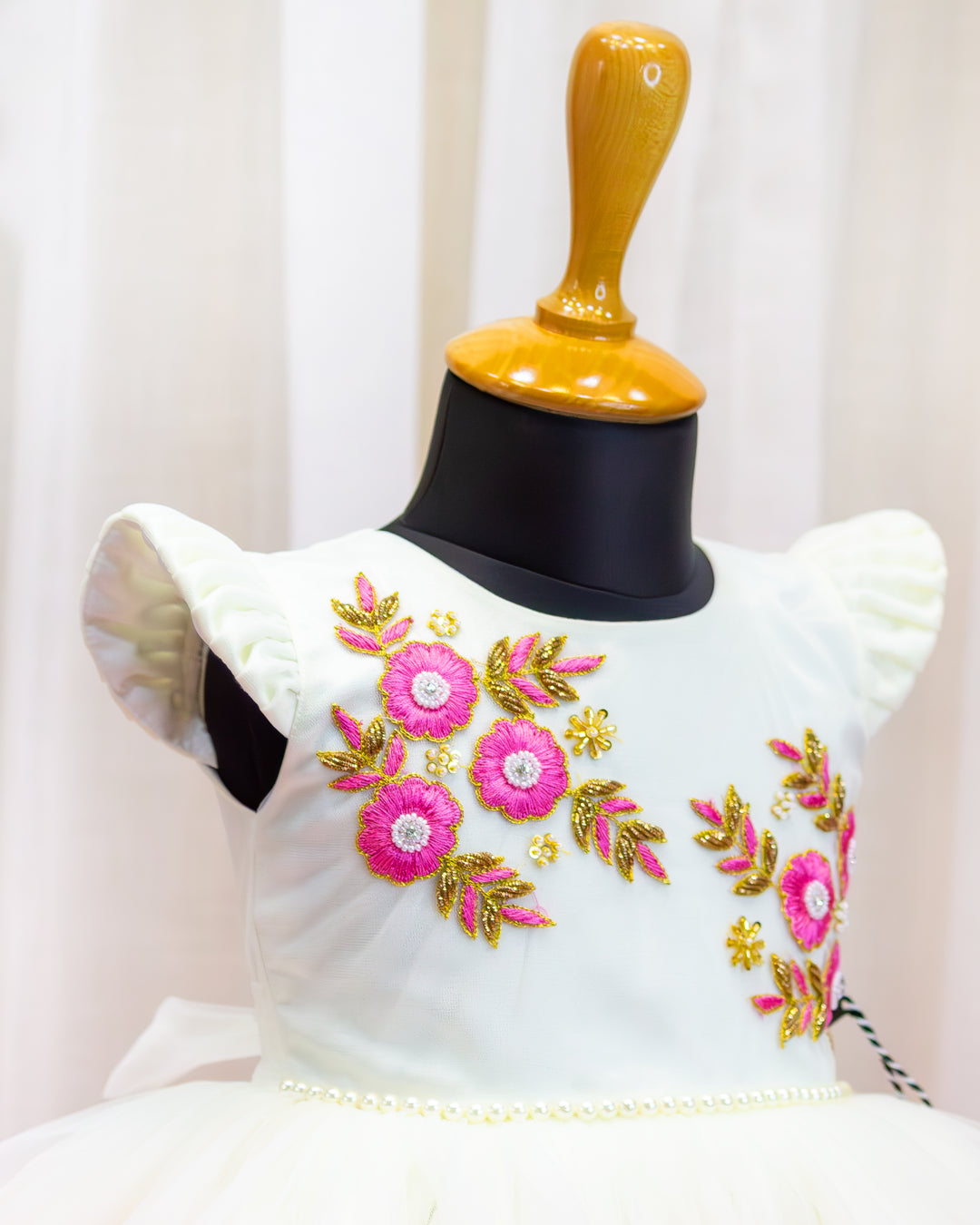 Off white peach birthday frock for baby girls partywear dress

Baby girls birthday dress off white peach floral handwork frock

Premium partywear frock for baby girl off white peach shade

Kids birthday frock with floral handwork off white peach colour