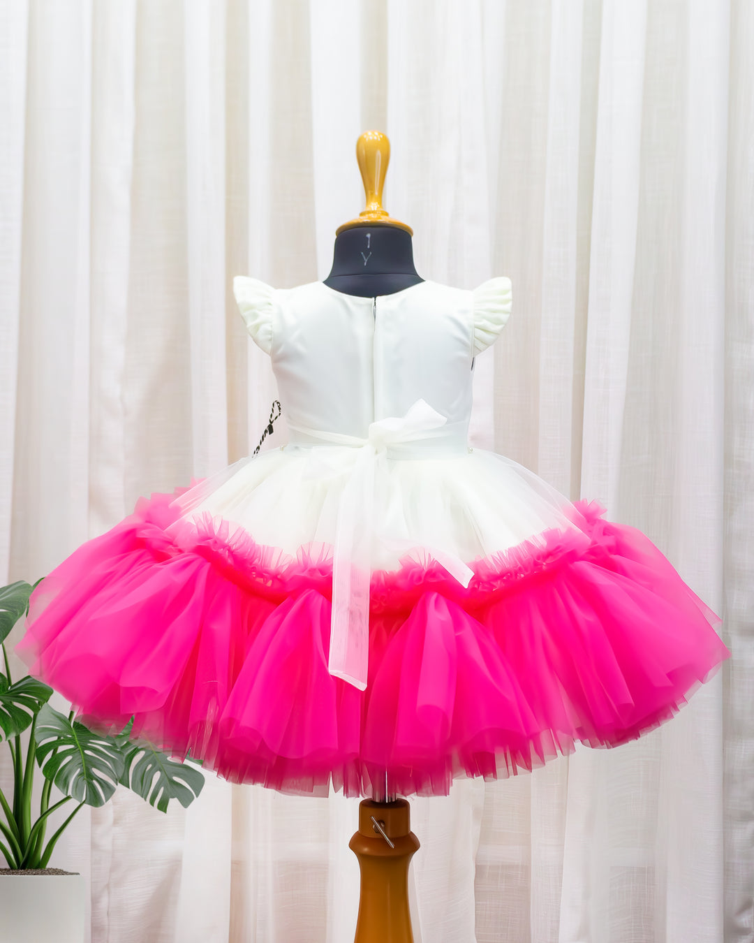 Off white peach birthday frock for baby girls partywear dress

Baby girls birthday dress off white peach floral handwork frock

Premium partywear frock for baby girl off white peach shade

Kids birthday frock with floral handwork off white peach colour