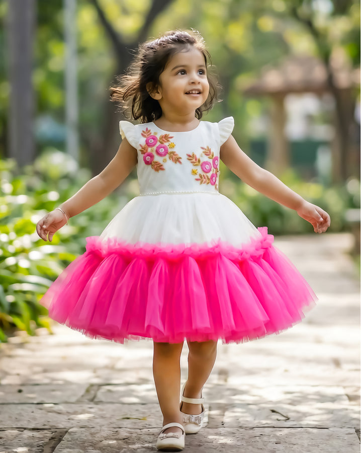 Off white peach birthday frock for baby girls partywear dress

Baby girls birthday dress off white peach floral handwork frock

Premium partywear frock for baby girl off white peach shade

Kids birthday frock with floral handwork off white peach colour
