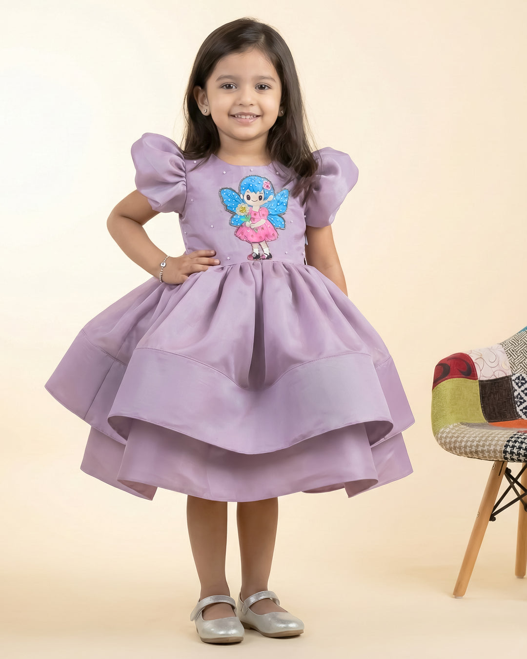 Pastel lavender angel theme frock for baby girls, premium soft silk partywear birthday dress
Baby girls pastel lavender angel theme birthday dress in soft silk partywear frock
Pastel lavender partywear frock for girls, angel theme soft silk birthday dress