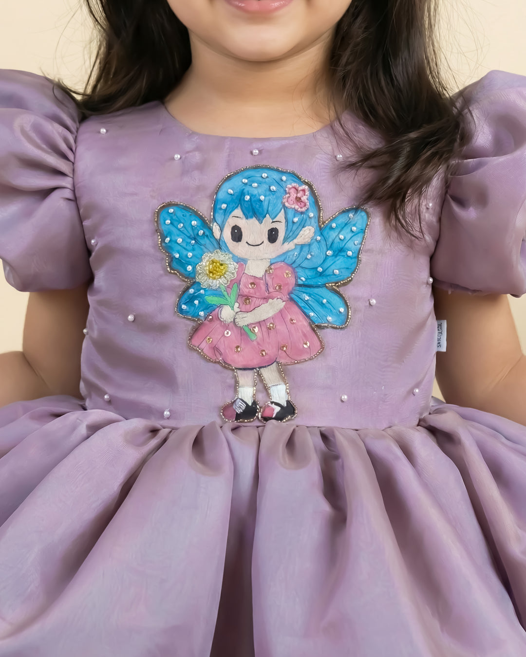 Pastel lavender angel theme frock for baby girls, premium soft silk partywear birthday dress
Baby girls pastel lavender angel theme birthday dress in soft silk partywear frock
Pastel lavender partywear frock for girls, angel theme soft silk birthday dress