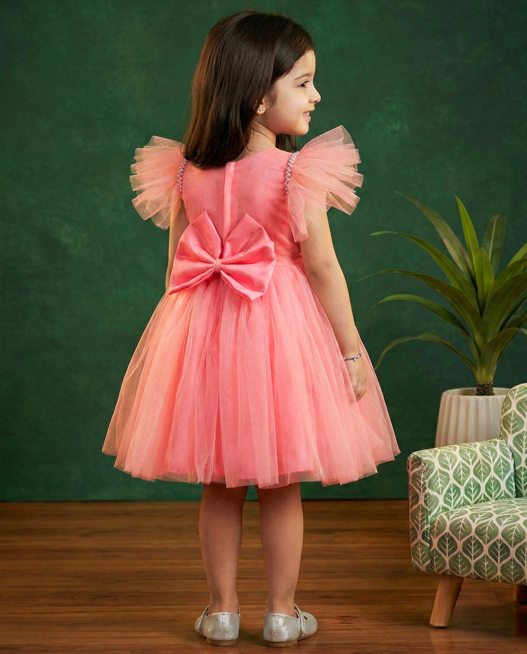 Peach pleated baby girls birthday dress

Baby girl peach party wear frock

Peach color birthday dress for baby girls

Elegant pleated birthday frock for baby girl

Baby girls party wear dress peach shade