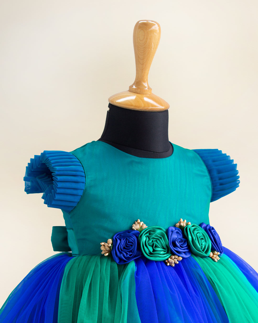 Peacock blue birthday dress for baby girls

Floral partywear frock for kids

Designer dress for girls, peacock blue

Baby girls birthday outfit 6M–8Y

Comfortable party frock for toddlers

Girls festive wear dress peacock blue

Kids floral designer gown

Stanwells Kids partywear dress