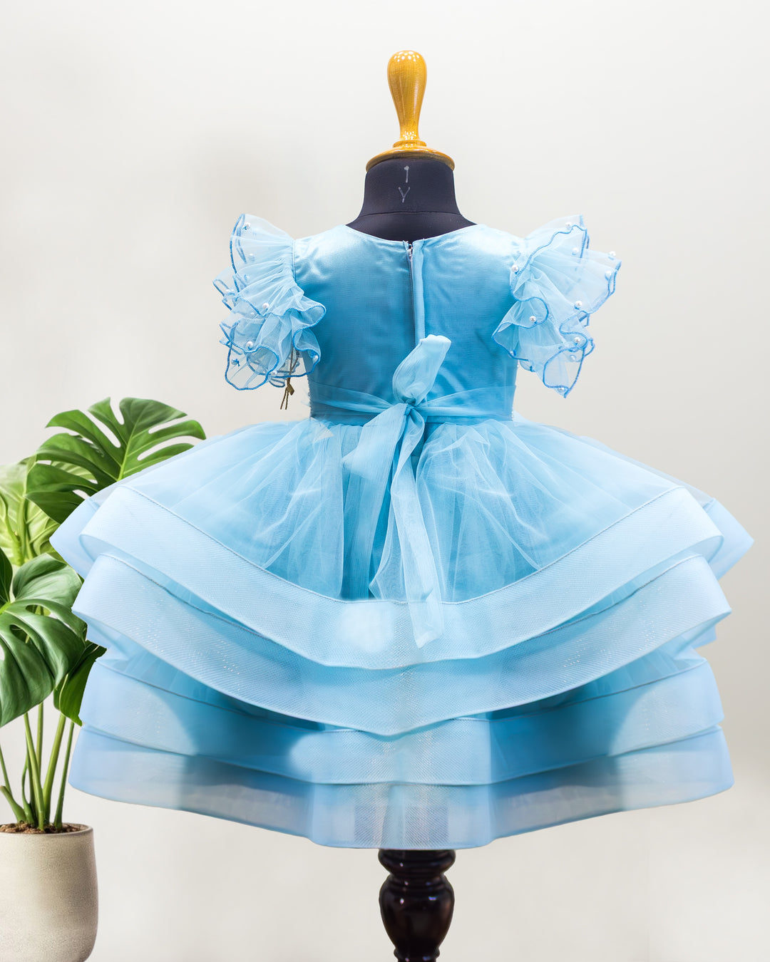 pearl blue baby girl birthday dress premium partywear

pearl blue heavy handwork step frock for baby girl

baby girl pearl blue partywear birthday frock

premium baby girl birthday dress pearl blue frock

luxury pearl blue step frock for baby girl photoshoot