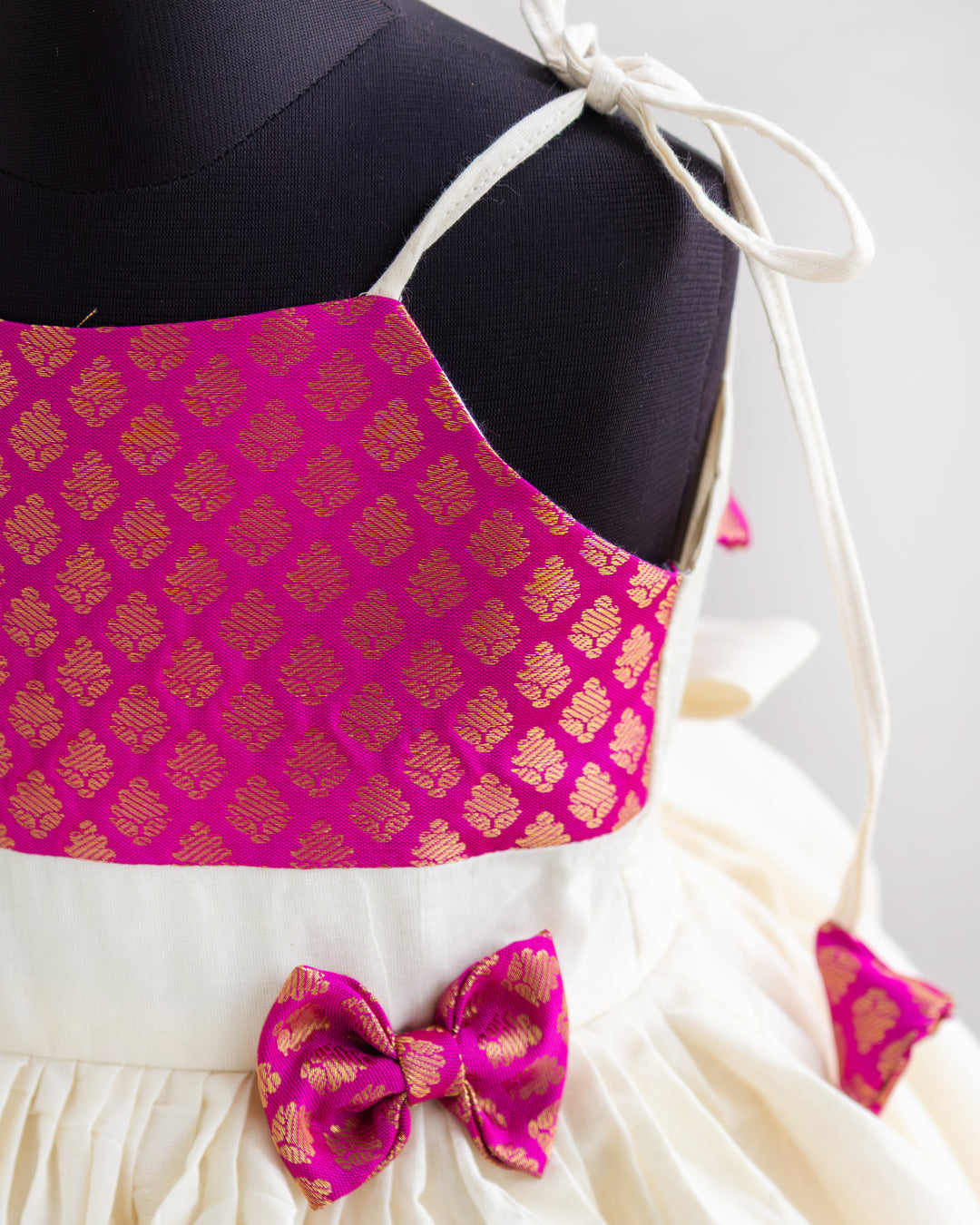 Pink brocade Onam Kettuduppu frock full look for girls – Stanwells Kids