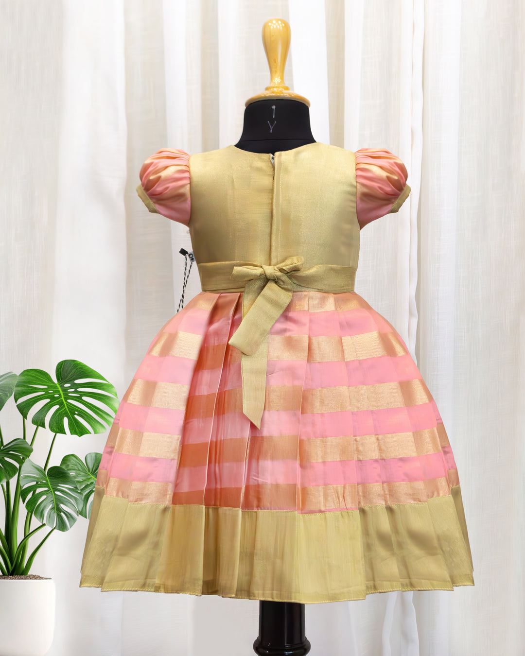 pink and gold 1st birthday dress Miss ONE derful outfit baby girl, first birthday outfit pink, crown he –  Melih's Boutique