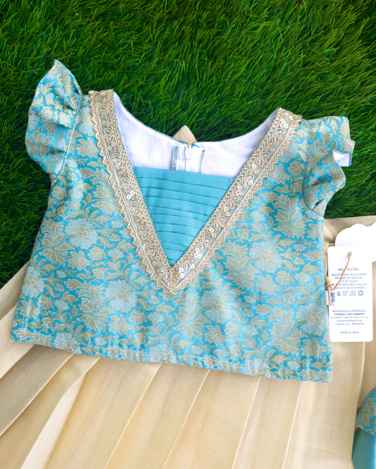 V-neck lace and ruffle sleeve detail on sky blue Banarasi silk lehenga blouse – Stanwells Kids