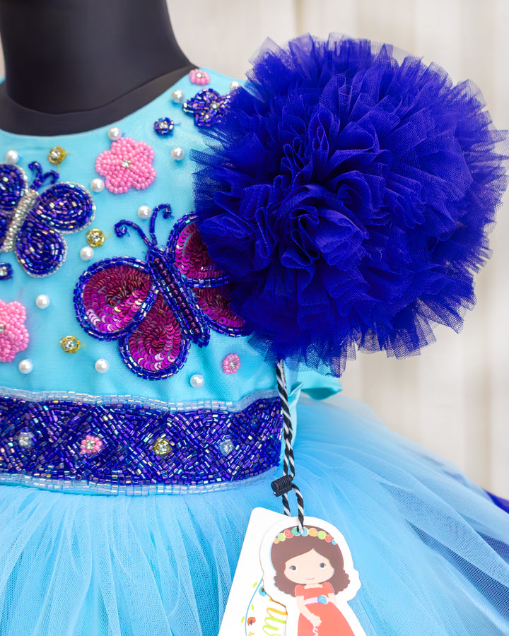 Sky blue and navy blue butterfly handwork birthday dress for baby girls

Butterfly theme partywear frock for girls

Premium handwork birthday dress for baby girls

Sky blue navy blue partywear frock with ruffles