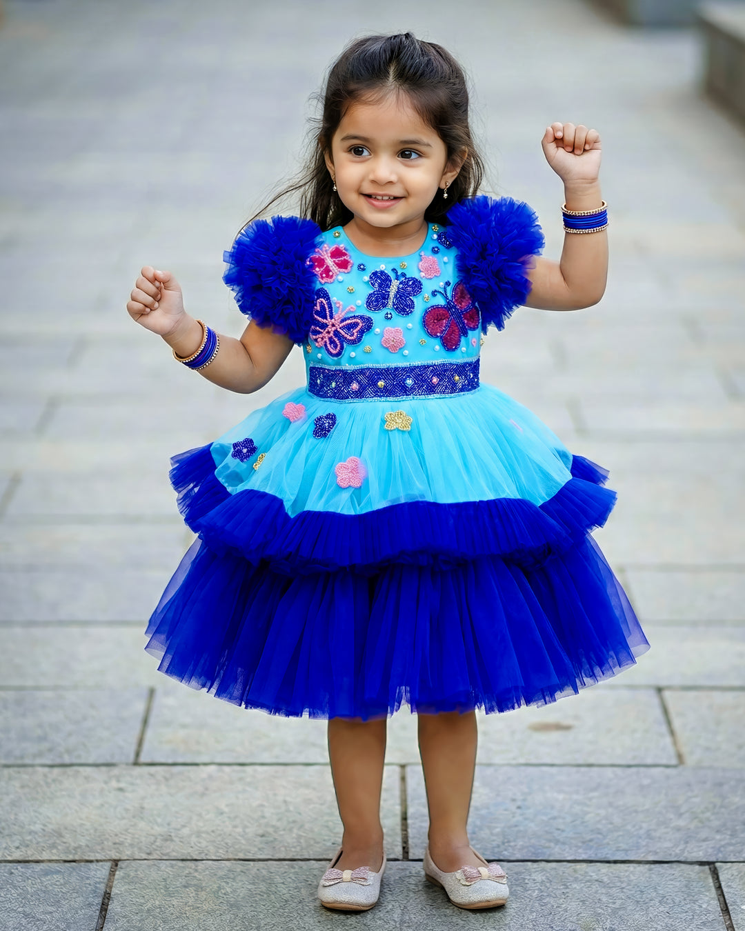 Sky blue and navy blue butterfly handwork birthday dress for baby girls

Butterfly theme partywear frock for girls

Premium handwork birthday dress for baby girls

Sky blue navy blue partywear frock with ruffles