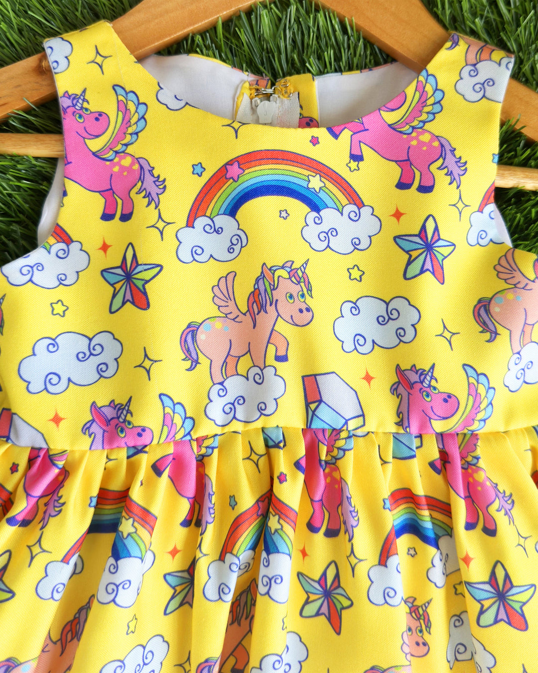 unicorn print birthday dress for baby girl

rayon unicorn frock for kids

cute unicorn dress toddler girl

baby girls unicorn printed frock

Stanwells Kids unicorn birthday dress