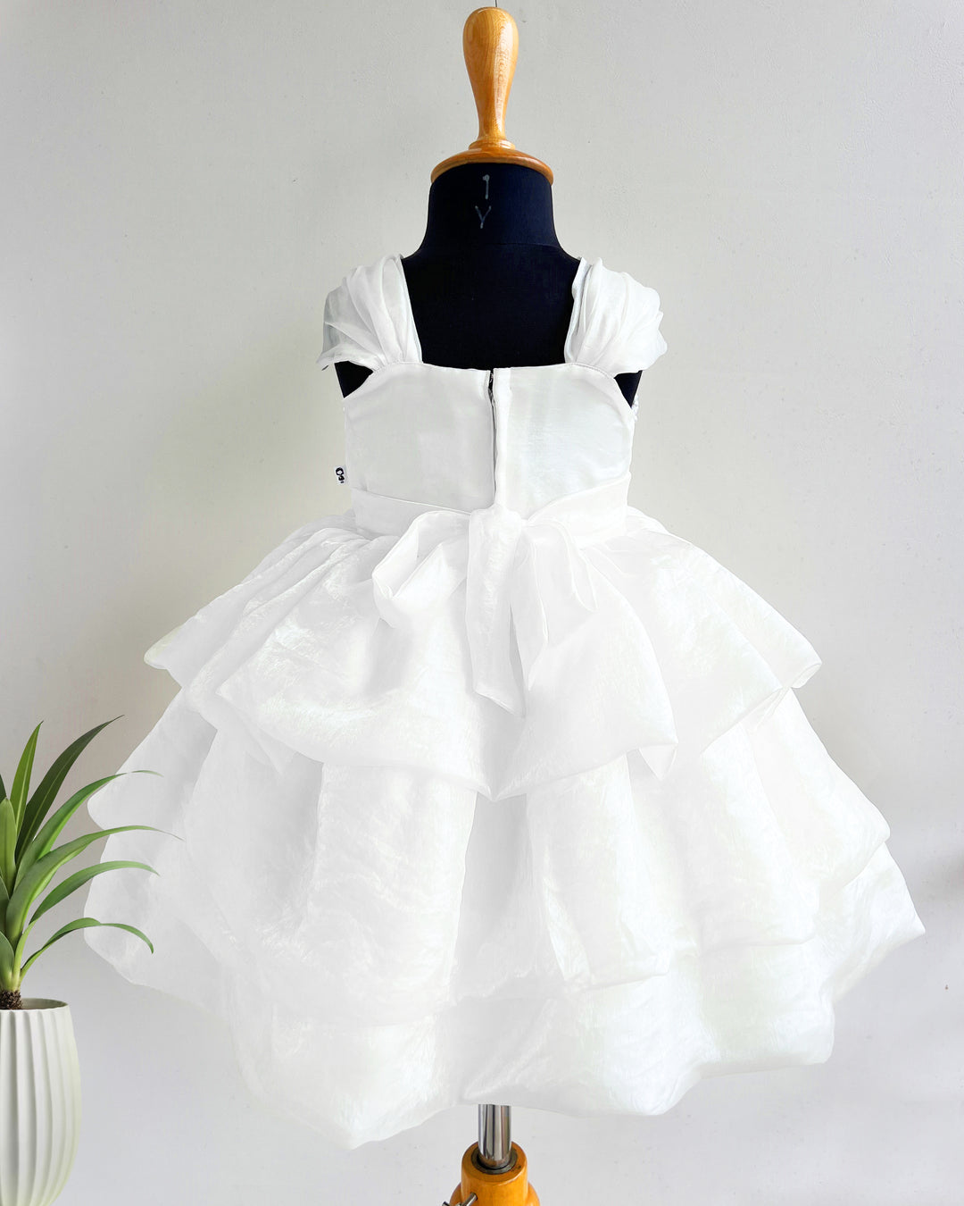 baby girl birthday dress white silk frock
white party wear dress for baby girl
premium silk layered kids frock
toddler birthday dress white elegant outfit
girls party frock western style white dress