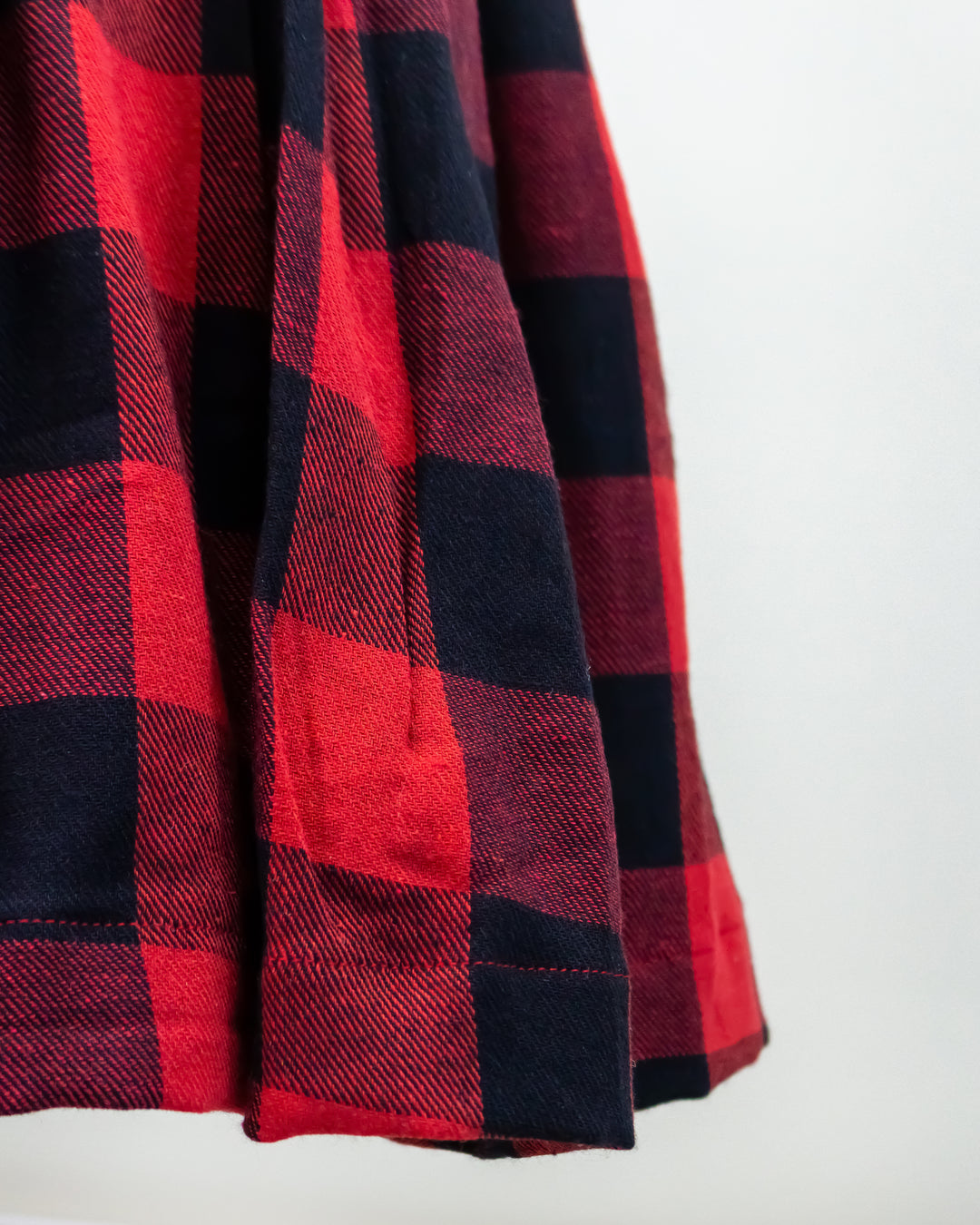 white and red christmas outfit for girls, cotton check skirt and top, baby girls birthday dress, christmas party wear dress for baby girl, toddler christmas outfit india, stanwells kids christmas dress