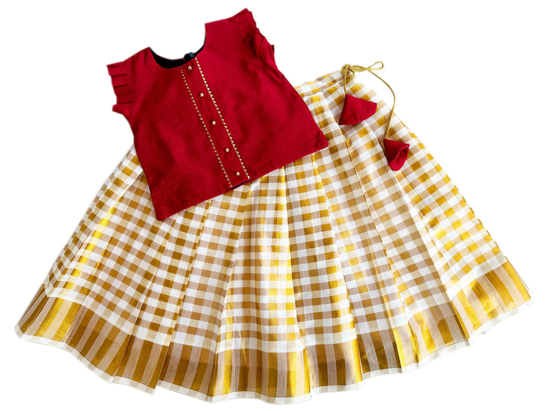 Cotton Readymade Lehenga Choli Set
Material: Cream cotton check skirt, Meroon handloom slub cotton material with gota work. Beautifully designed outfit for baby girls with smooth lining for comfort. 