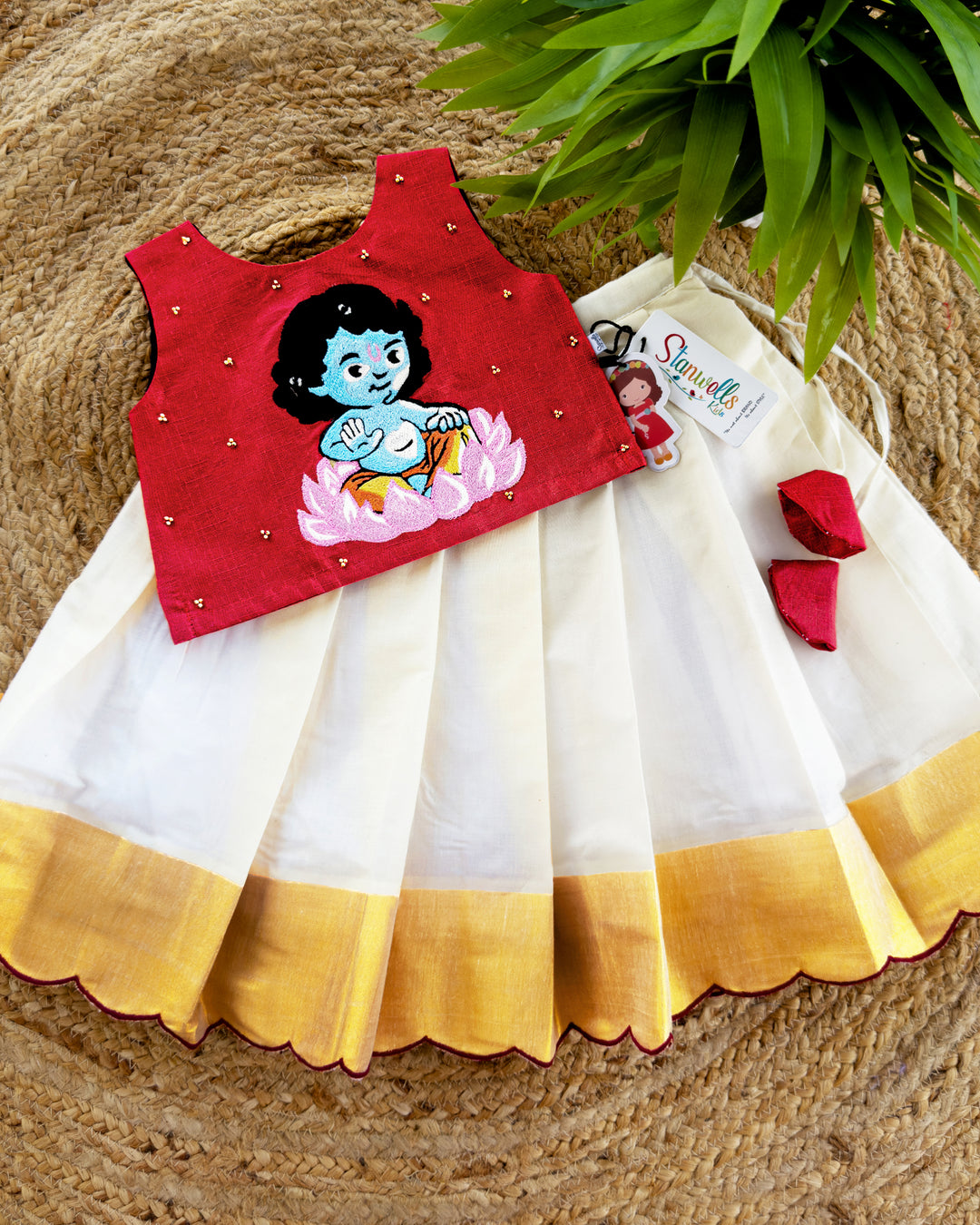 kalla krishnan, kunji krishnan, krishna dress for kids, bhagavan dress for kids, sreekrishnajayanthi dresses, handwork kerala lehenga, scalap edges, kerala dresses online buy