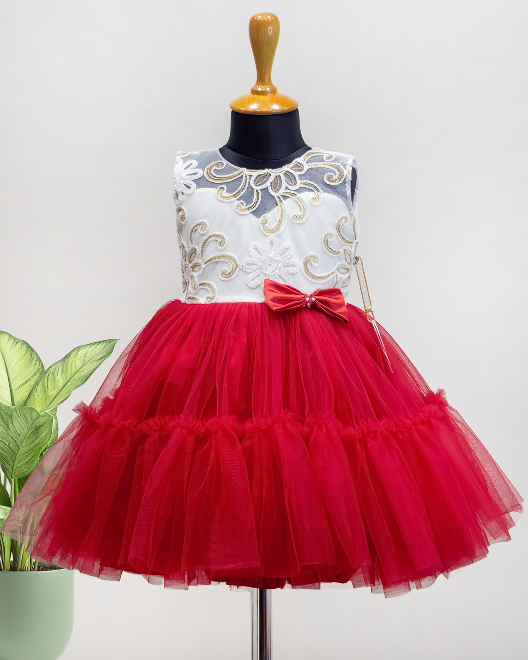 red off white baby girls christmas frock, ruffle partywear dress for kids, baby girl birthday dress, festive frock for toddlers, stylish christmas outfit girls