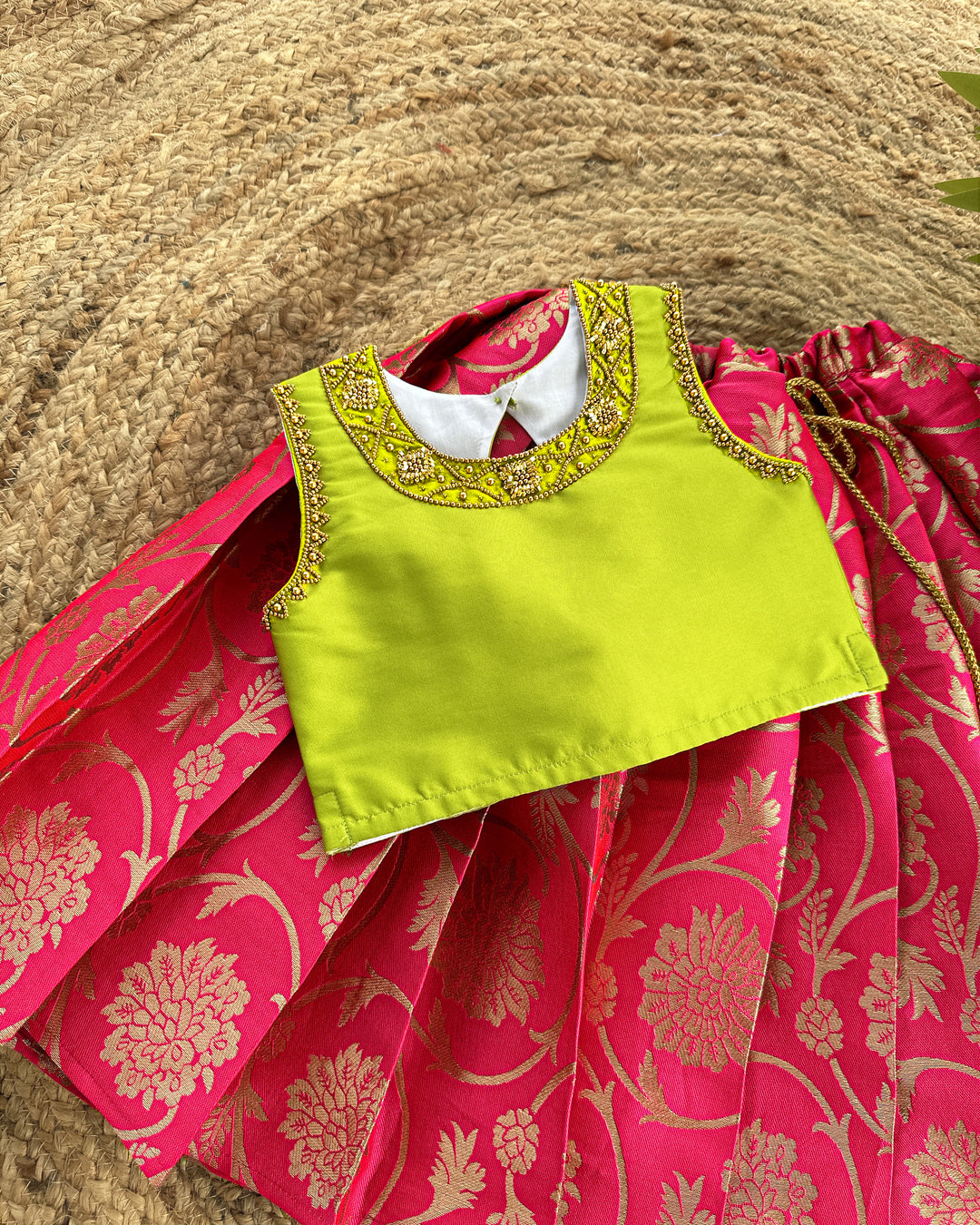 silk skirt and top online | stanwells kids | handwork pattupavadai | gagra choli for kids | pink skirt and top for girls | traditional lehenga cholis for girls | tear open blouse for back