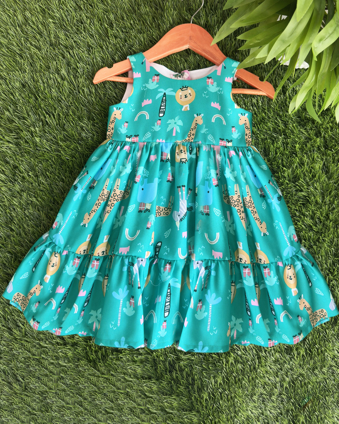 giraffe print baby girls birthday dress

rayon printed frock for baby girl

animal print kids dress for girls

toddler girls giraffe frock

Stanwells Kids printed birthday dress